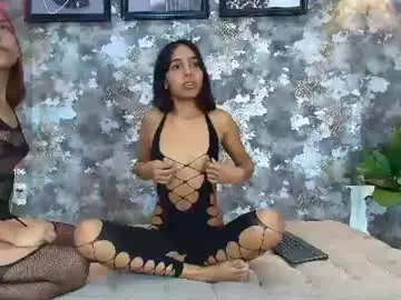 Chaturbate Live Sex Cam of julieta_and_lola