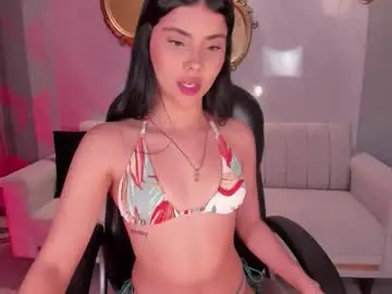 Chaturbate Live Sex of mialaurence_