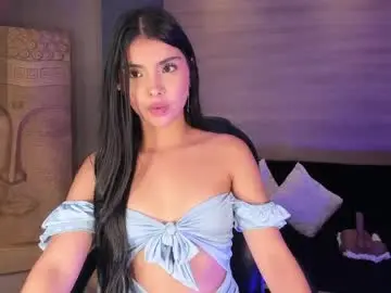 Chaturbate Best live sex cam show of mialaurence_