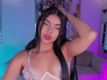 Chaturbate Adult Webcams of mialaurence_