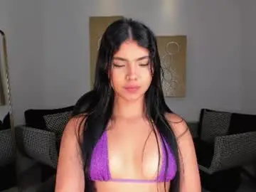 Chaturbate Adult Video Chat of mialaurence_