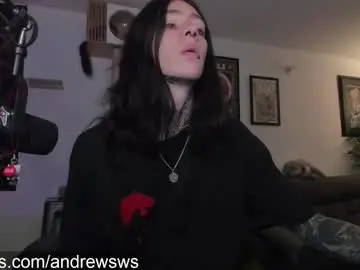 Chaturbate Live Sex Cam of andrew_round