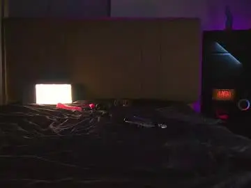 Chaturbate Sex Cam of samuelboytattoo