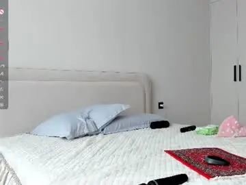 Chaturbate Watch Live Sex Cams of wow__lina
