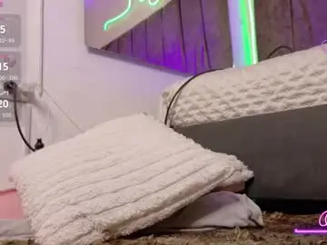 Chaturbate Best live sex cam show of lily_beet