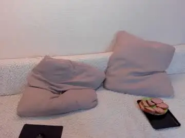 Chaturbate Free Porn Cam of secret_dreams_