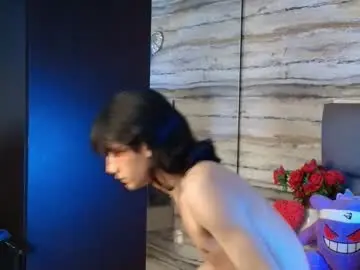 Chaturbate Live Sex Cam of twinslovers_