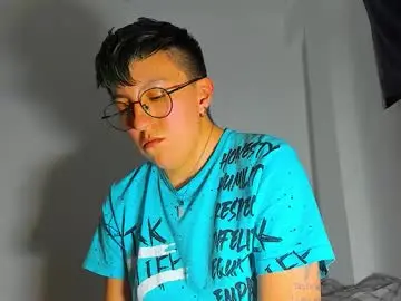 Chaturbate Adult Webcam of boy_trans