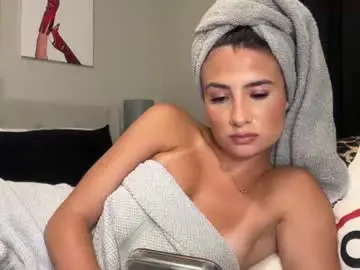 Chaturbate Private Sex Chat of camilaxoxoxo