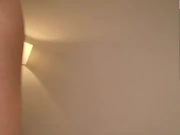 Chaturbate Adult Video Chat of cute18cute