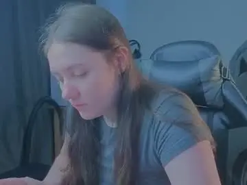 Chaturbate Live Sex Cam of holy_kveta