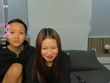 Chaturbate Adult Video Chat of little_yena