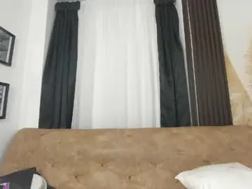 Chaturbate Nude Webcam of clarita_hills