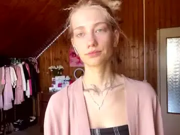 Chaturbate Live Sex Cam of janicesivertsen