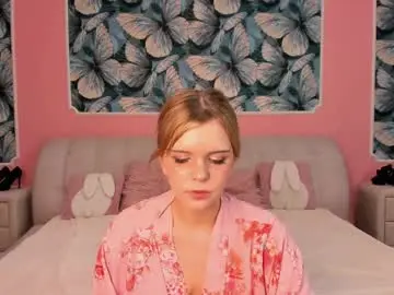 Chaturbate Watch Live Sex Cams of sarahwantslove