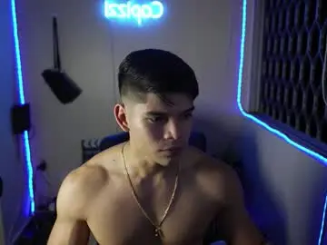 Chaturbate Live Sex Cam of capizzi_