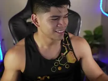 Chaturbate Live Sex Cam of capizzi_