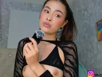 Chaturbate Adult Video Chat of michele_rooss00