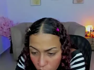 Chaturbate Sex Chat of _kitty_sexy_69