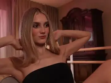 Chaturbate Free Porn Cam of aurora_the_ballerina