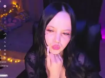 Chaturbate Live Sex Cam of betty_lioren