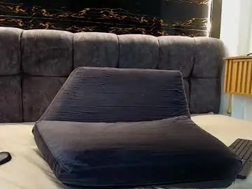 Chaturbate Free Porn Cam of logan_griffin