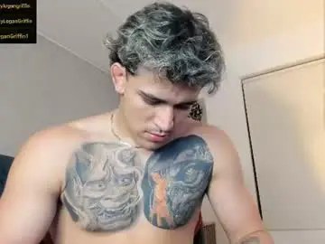 Chaturbate Watch Live Sex Cams of logan_griffin