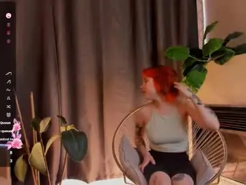 Chaturbate Live Sex Cam of ravenopaline