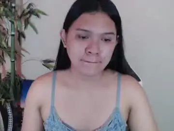 Chaturbate Live Sex Cam of ready2care4youbabe