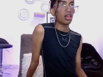 Chaturbate Best live sex cam show of triiangel_latinboy