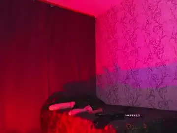 Chaturbate Live Sex Cam of mistressdarkstar