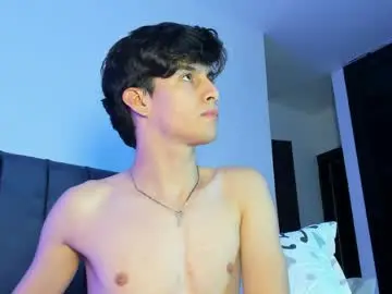 Chaturbate Live Porn of axxxel_twink