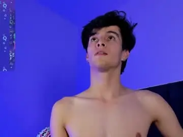 Chaturbate Live Sex Cam of axxxel_twink