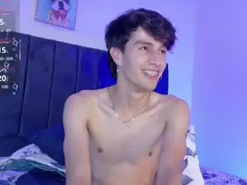 Chaturbate Live Sex Cam of axxxel_twink