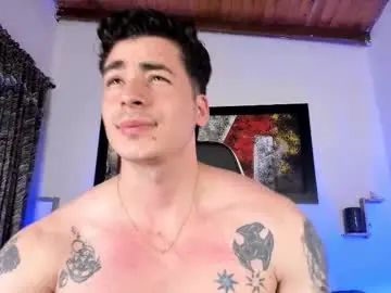 Chaturbate Live Sex Cam of liamwyatt_