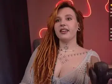 Chaturbate Free Porn Cam of thefullredmoon