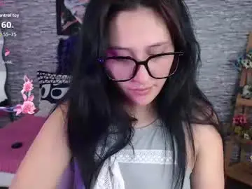 Chaturbate Adult Video Chat of eyesmoon7710