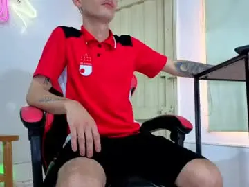 Chaturbate Live Sex of i_am_kelvis_