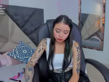Chaturbate Adult Video Chat of saskiagrendel