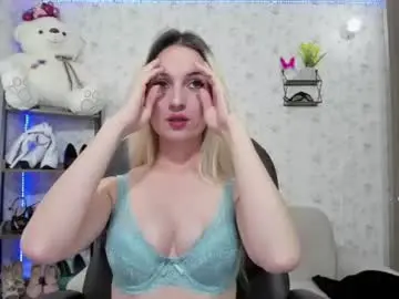 Chaturbate Watch Live Sex Cams of isablonde1