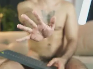 Chaturbate Free Porn Cam of jadenfeynman