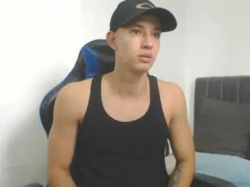 Chaturbate Live Sex Cam of jake_shadow14