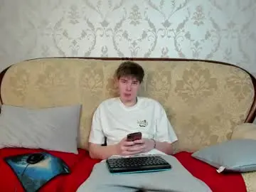 Chaturbate Live Sex Cam of andyjey_