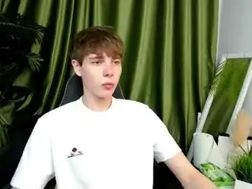 Chaturbate Live Sex of andyjey_
