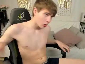 Chaturbate Nude Webcam of andyjey_