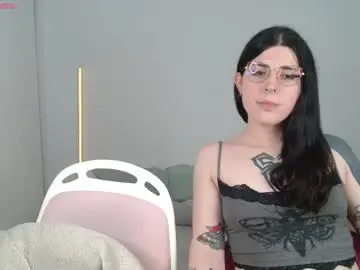 Chaturbate Adult Webcam of chloe_levine
