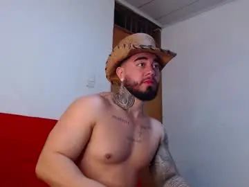 Chaturbate Watch Live Sex Cams of tommyblessd1