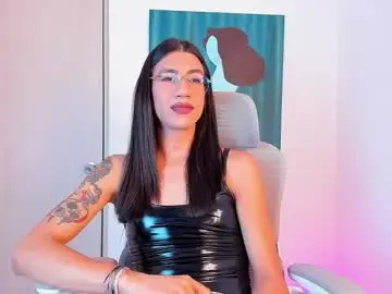 Chaturbate Live Sex Cam of sofiia_grey_