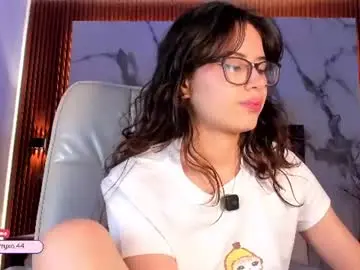 Chaturbate Free Porn Cam of cherryblossom18_