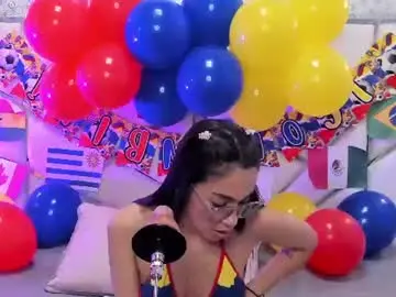 Chaturbate Watch Live Sex Cams of gabbieskinny